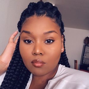 Meet your Posher, Teria